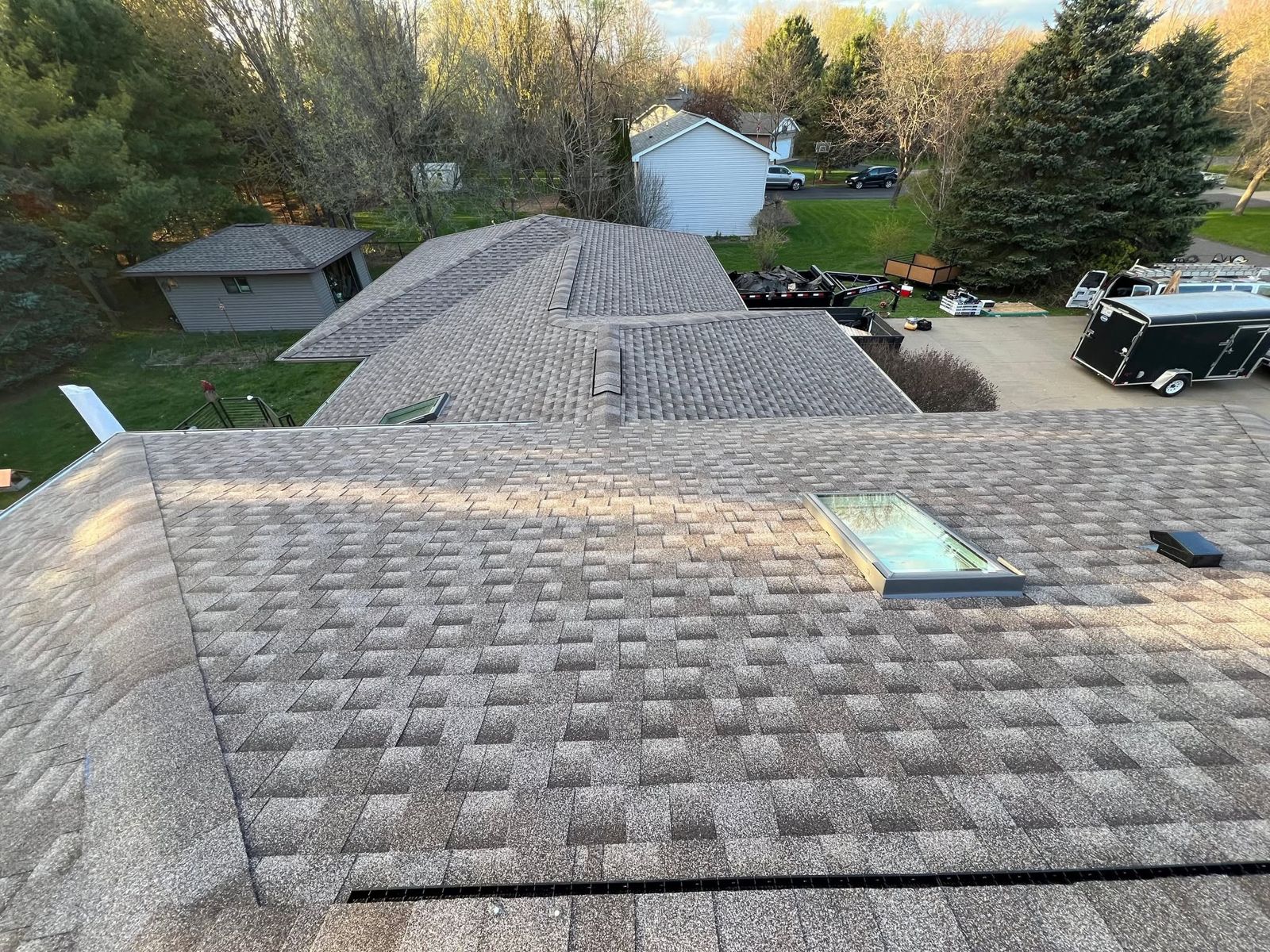 Shingle roof with a skylight